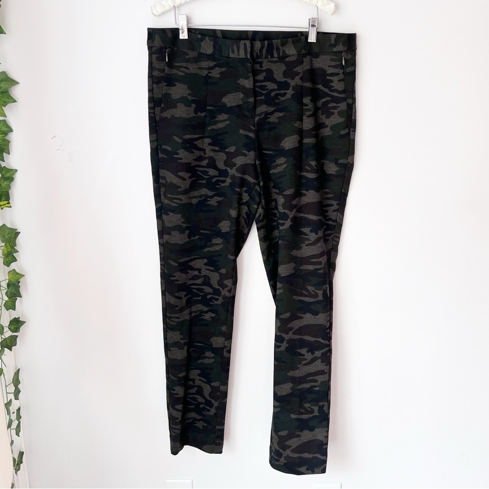 Soft‎ Surroundings Ponte Camo Pants in Green, Willow, Straight Leg, Stretchy 14